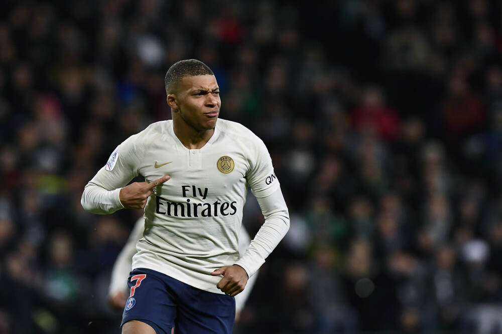 高手在民间！罕见的创意树枝拼图